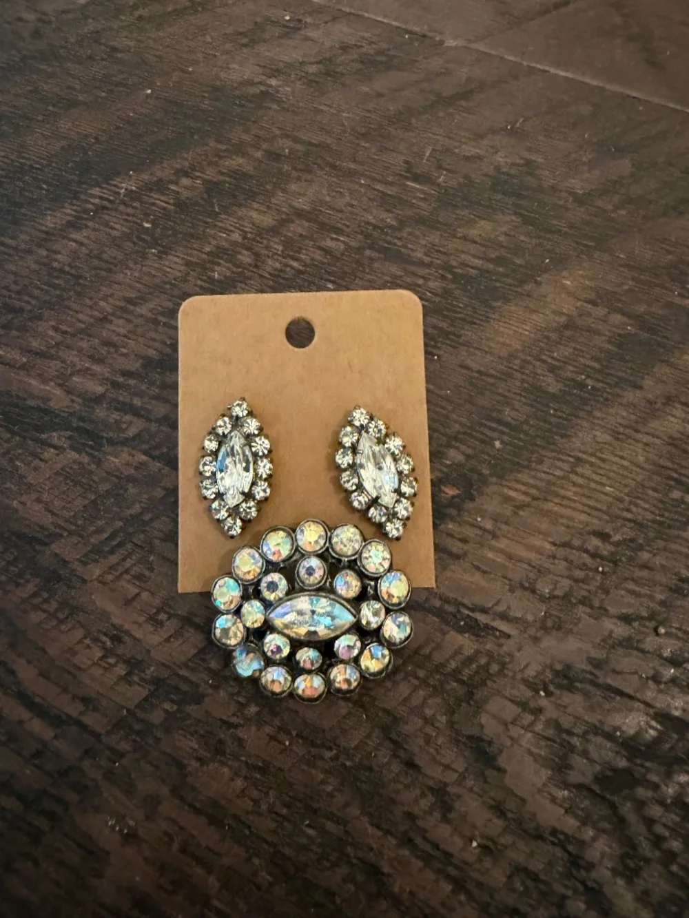 Gorgeous Vintage Rhinestone Pin and Pierced Earring Set
